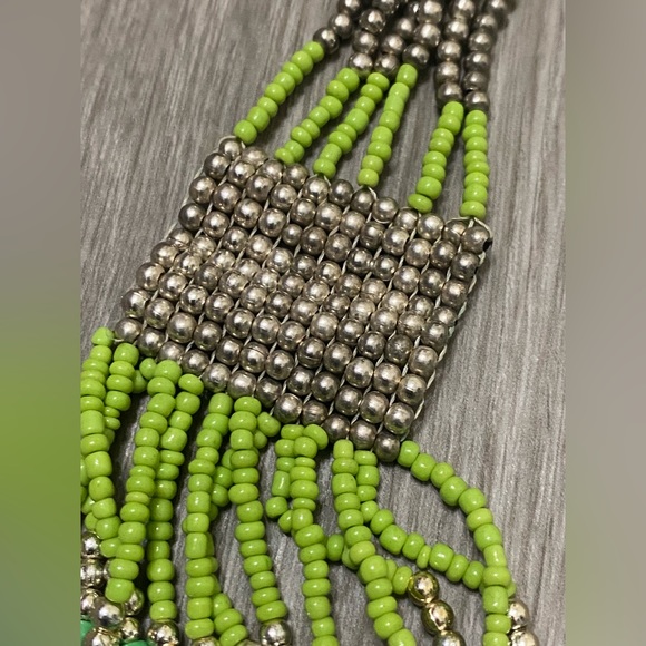 Tanjore India Green Beaded Necklace - Picture 4 of 8